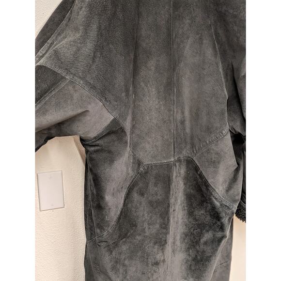Vintage Black Suede Sherpa Lined Overcoat - Picture 5 of 6